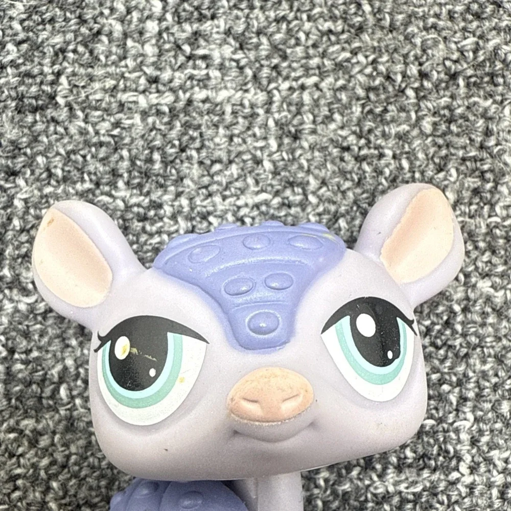 Littlest‎ Pet Shop Spring Bunny #1019 & Armadillo #1454 & LPS Brown Tree Stump